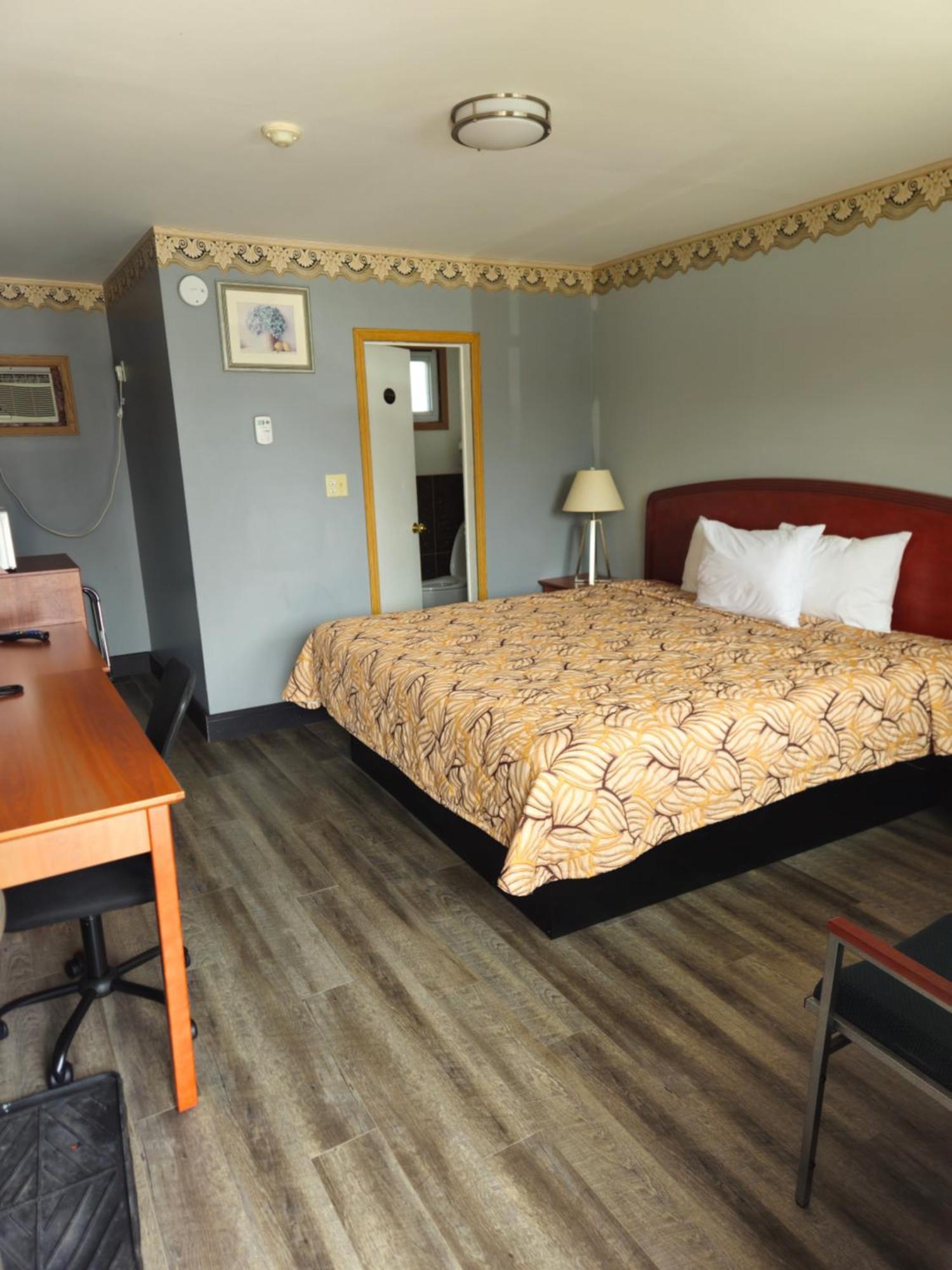 Mount Forest Forest Plaza Motel المظهر الخارجي الصورة